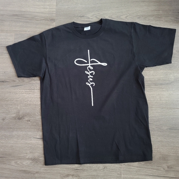 Jesus Cross Black Short Sleeve Tee Size Large - Picture 1 of 5